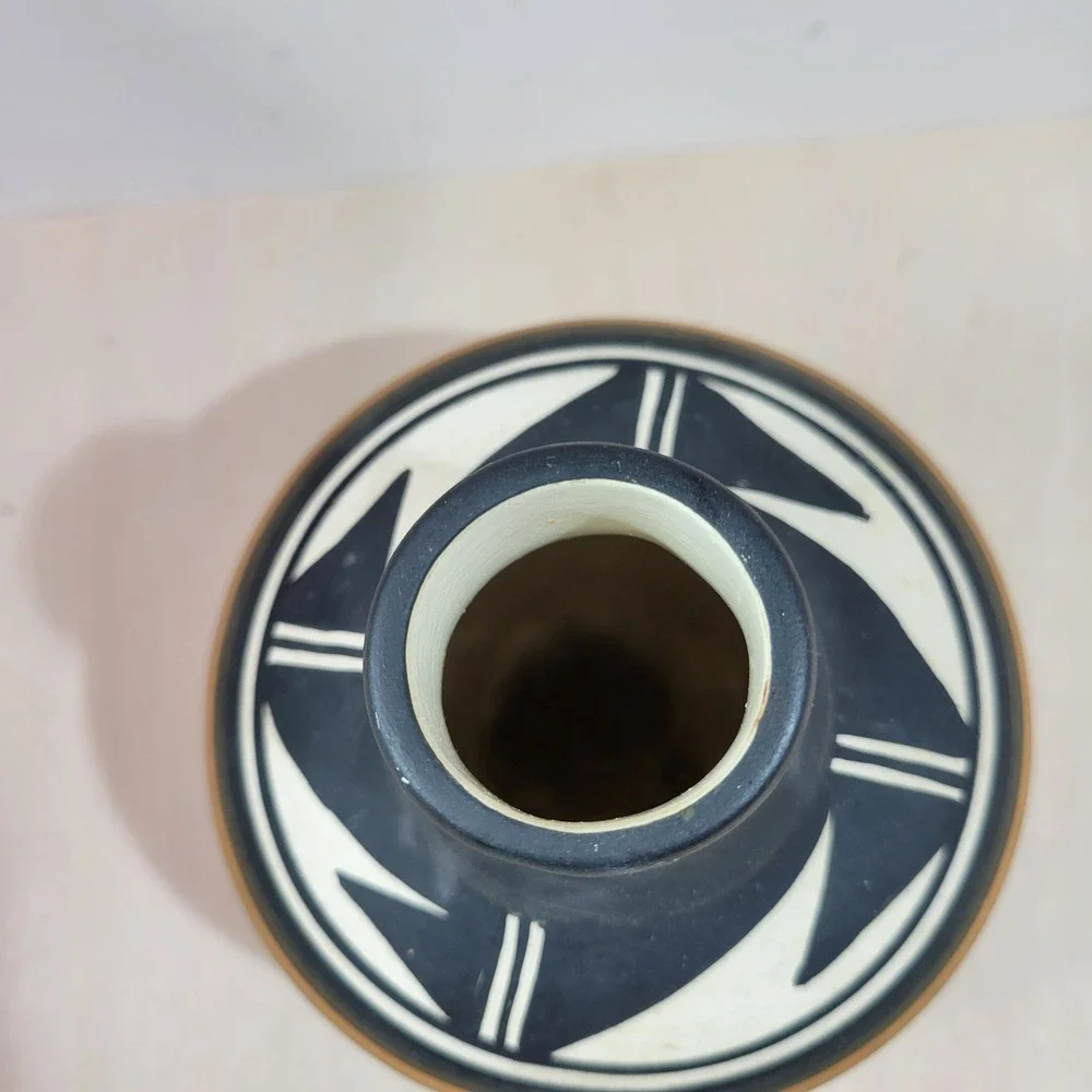 Handmade Southwestern Pottery‎ Vase Black White Orange Geometric Design Signed